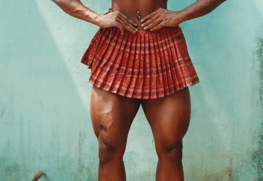 paradoxes of feminine muscle